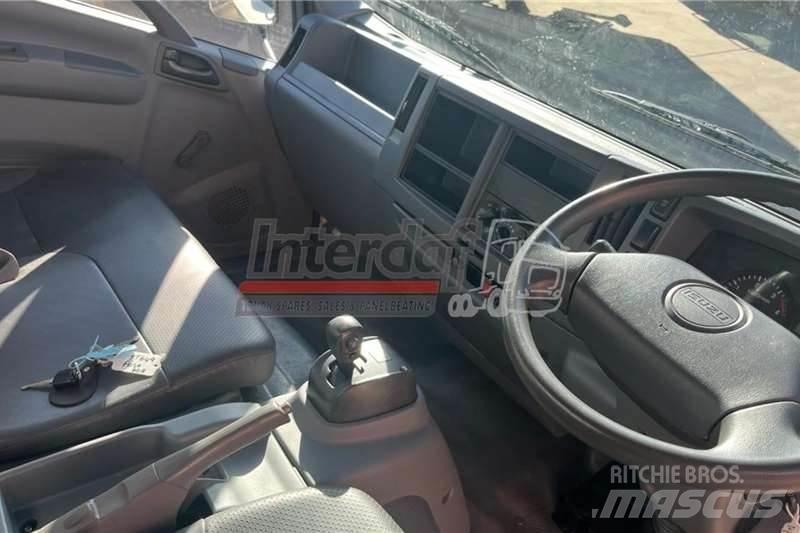 Isuzu NPR400 Drugi tovornjaki