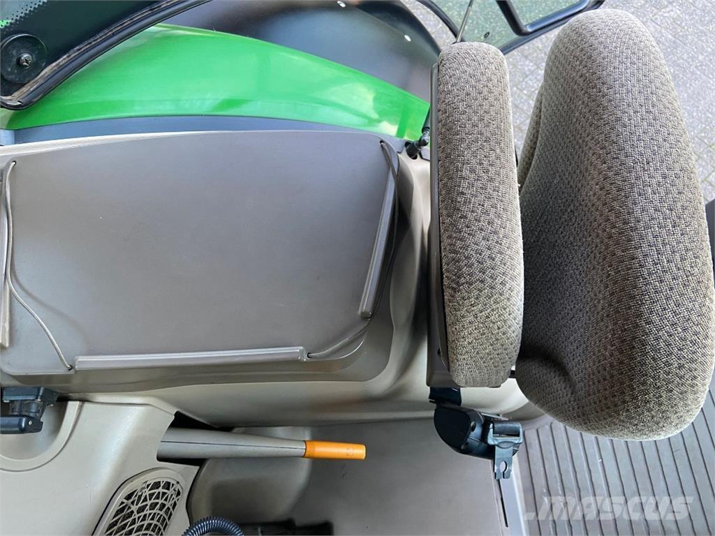 John Deere 6210R Traktorji