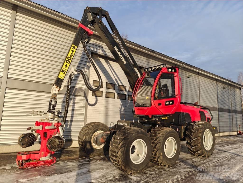 Komatsu 911 Harvesterji