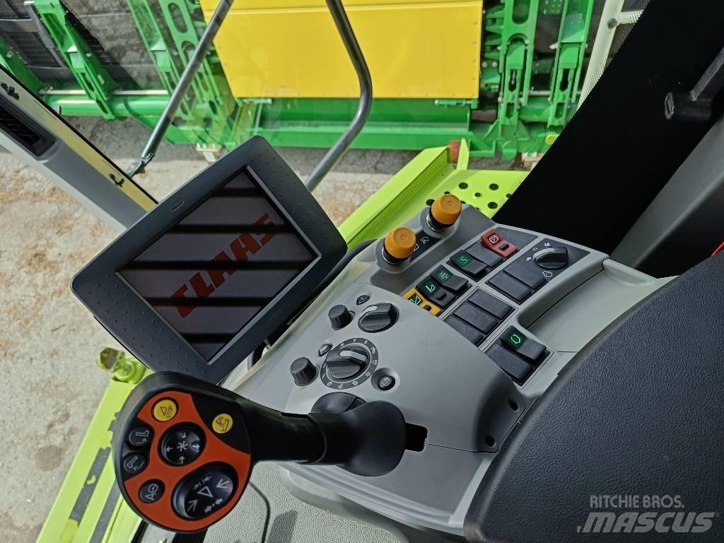CLAAS Lexion 670 Kombajni