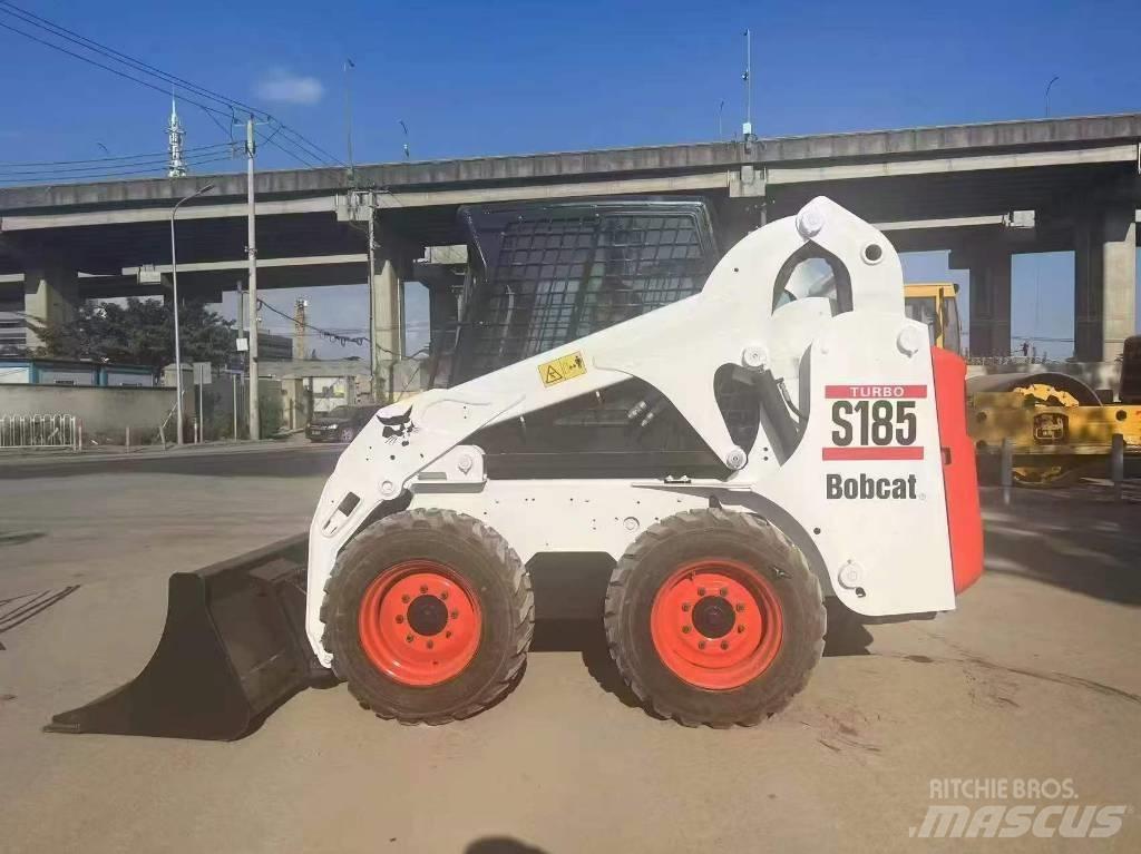 Bobcat S 130 Skid steer mini nakladalci