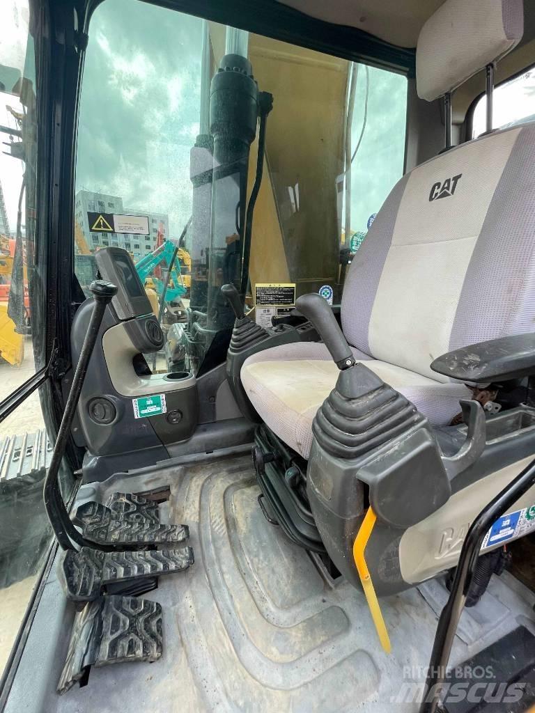 CAT 323 D Bagri goseničarji