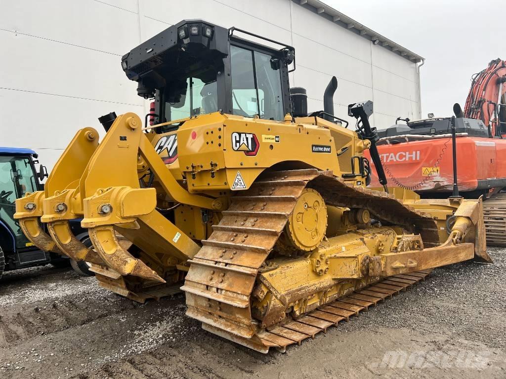 CAT D 6 XE LGP Buldožerji goseničarji