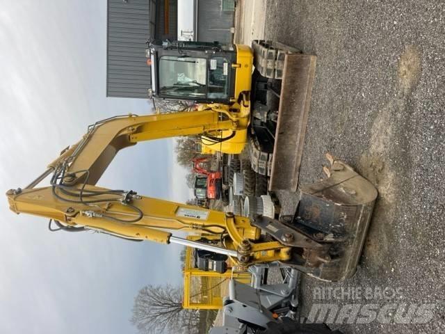 Komatsu PC80MR Teleskopski viličarji