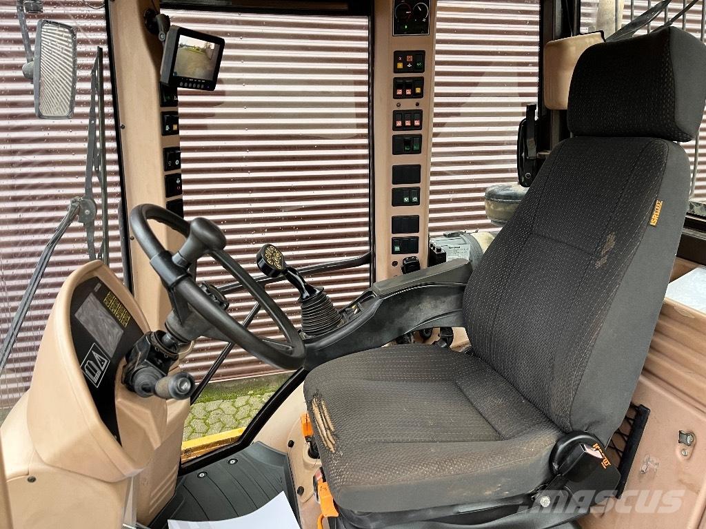 Hydrema 912DS Ne cestni demperji