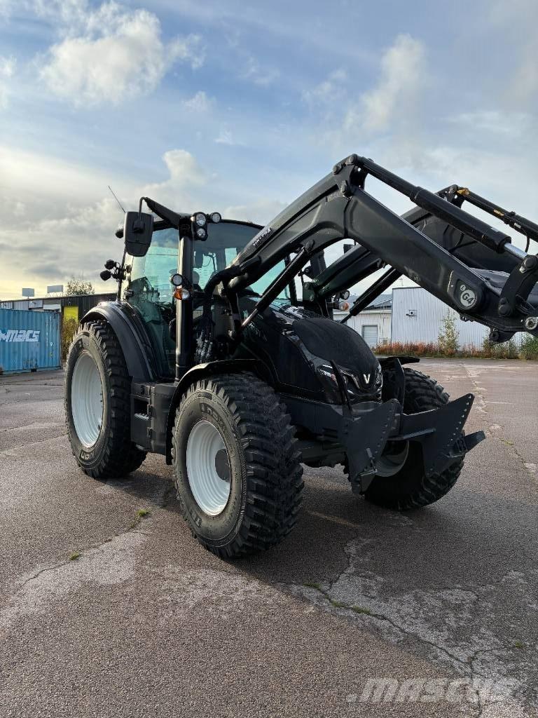 Valtra G135A MYYTY Traktorji