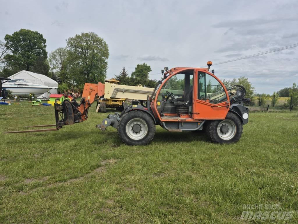 JLG 4013 Teleskopski kolesni nakladalci