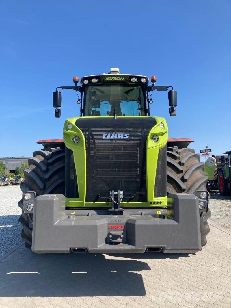 CLAAS XERION 5000 Traktorji