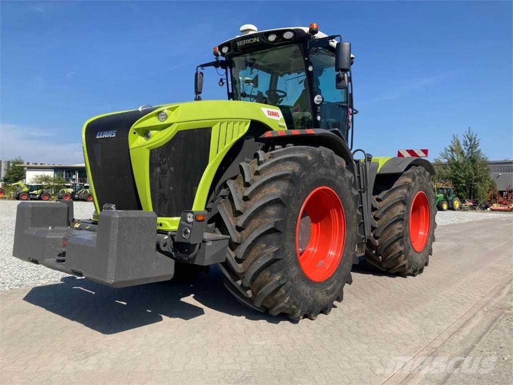 CLAAS XERION 5000 Traktorji