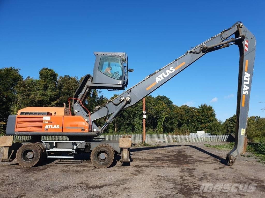 Atlas TM 350 Bagri za prekladanje primarnih/sekundarnih surovin