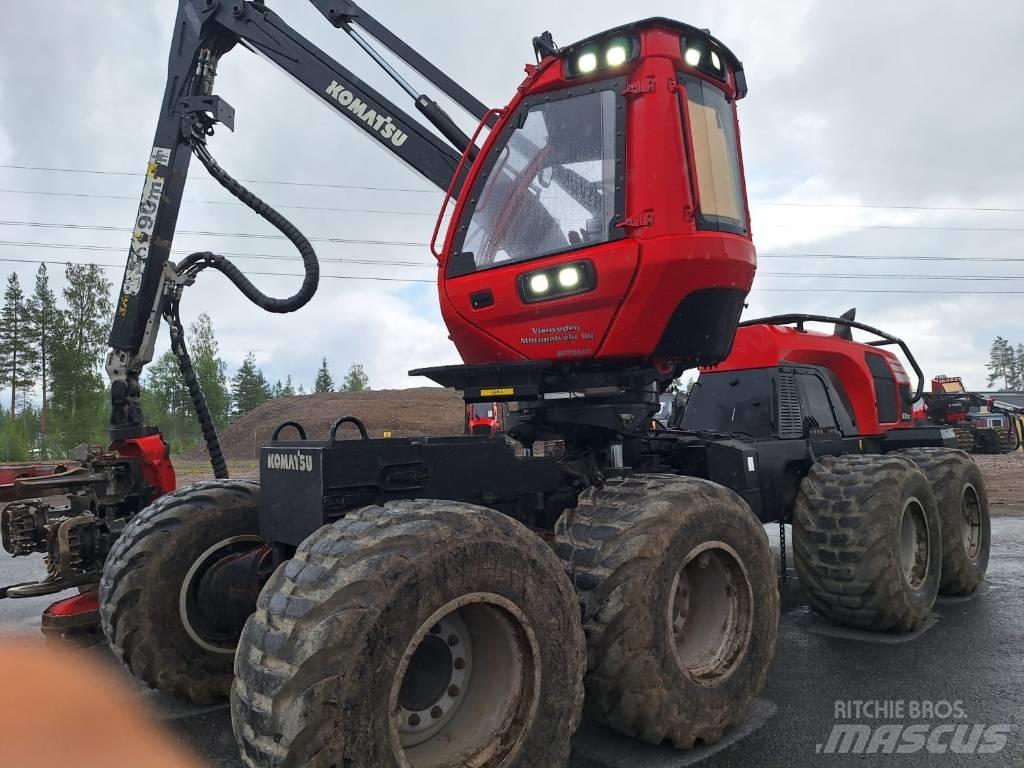 Komatsu 931XC Harvesterji