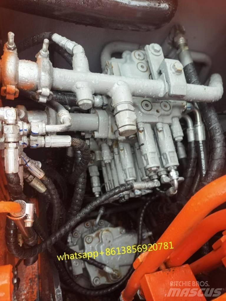 Hitachi ZX 70 Mini bagri <7t