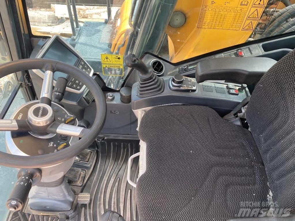 Hyundai HW140 Bagri na kolesih