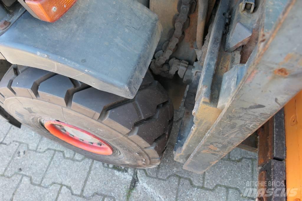 Linde H 25 D-02 Dizelski viličarji