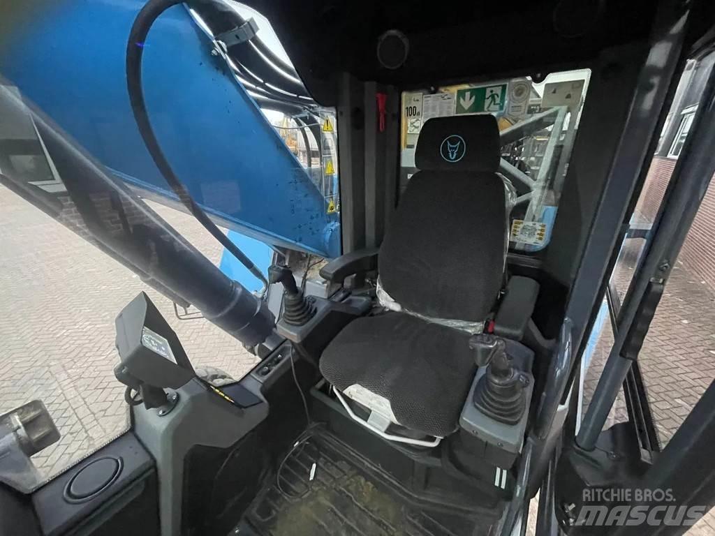 Fuchs MHL335 Bagri na kolesih