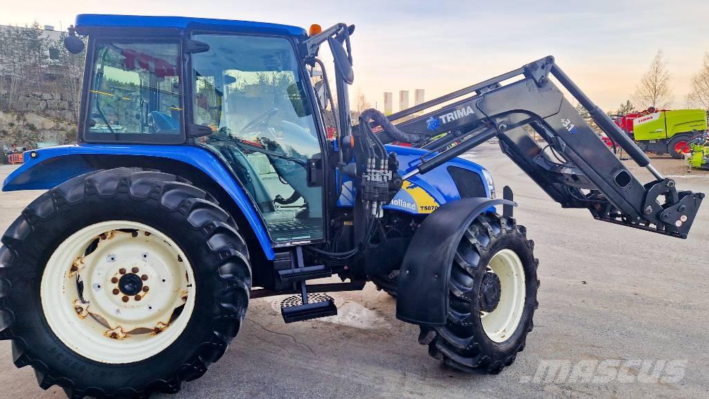 New Holland T 5070 Traktorji