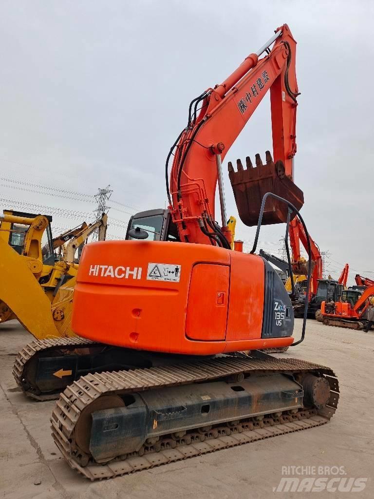 Hitachi ZX 135 US Bagri goseničarji