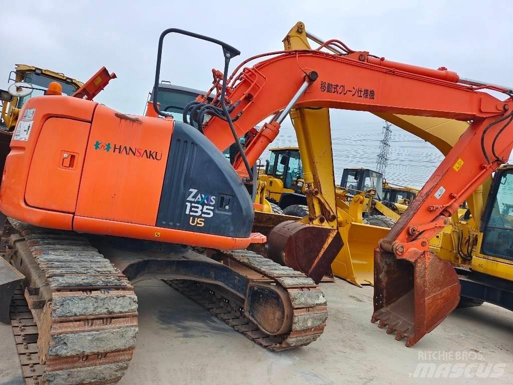 Hitachi ZX 135 US Bagri goseničarji