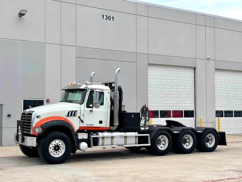 Mack GU 713 Vlečna vozila za tovornjake