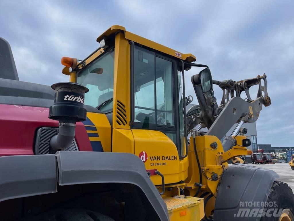 Volvo L 110 H Kolesni nakladalci