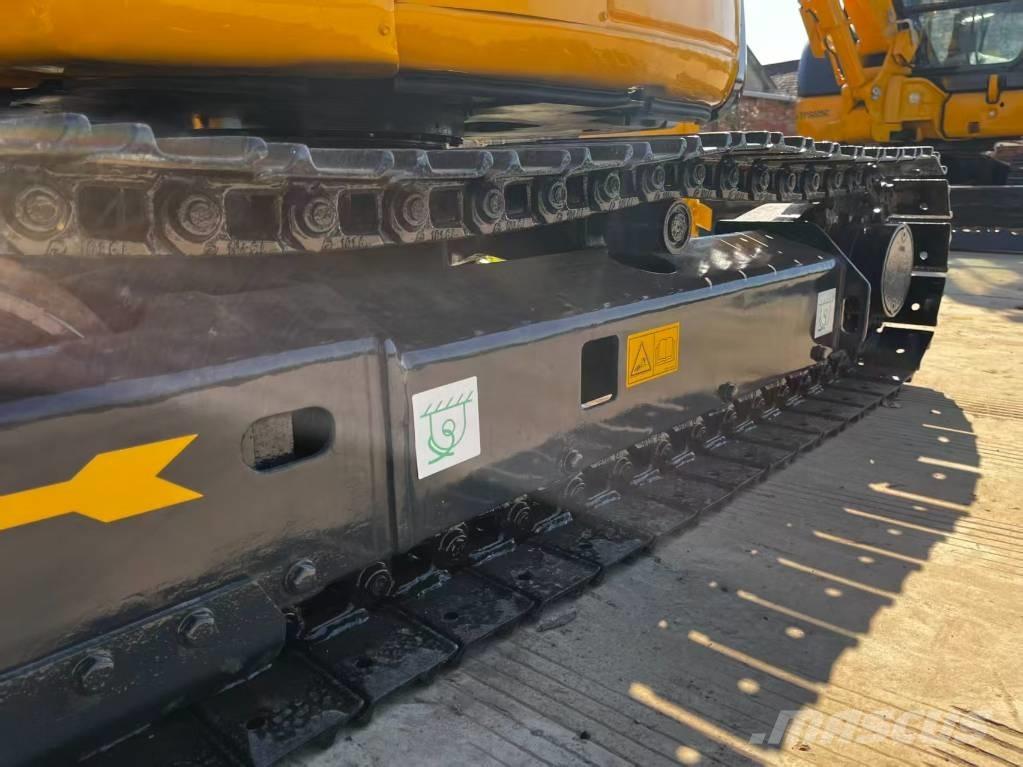 Komatsu PC 35 MR Mini bagri <7t