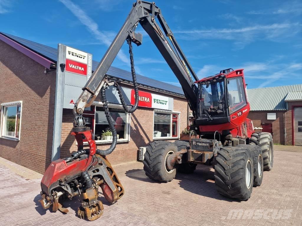 Valmet 911.4 Harvesterji