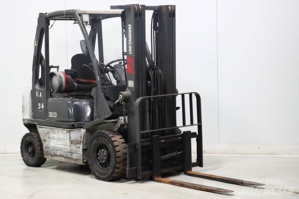 Nissan U1D2A20LQ Plinski viličarji