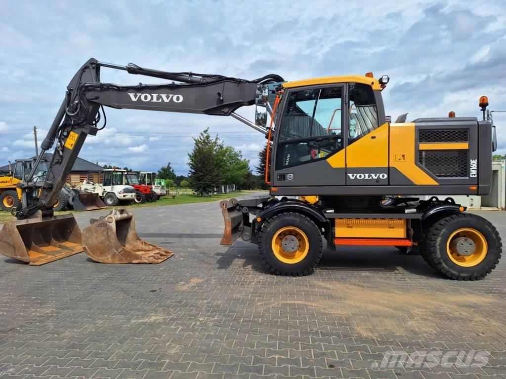 Volvo EW 160 E Bagri na kolesih