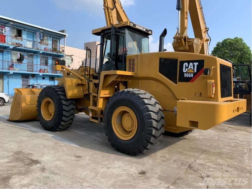 CAT 966  H Kolesni nakladalci