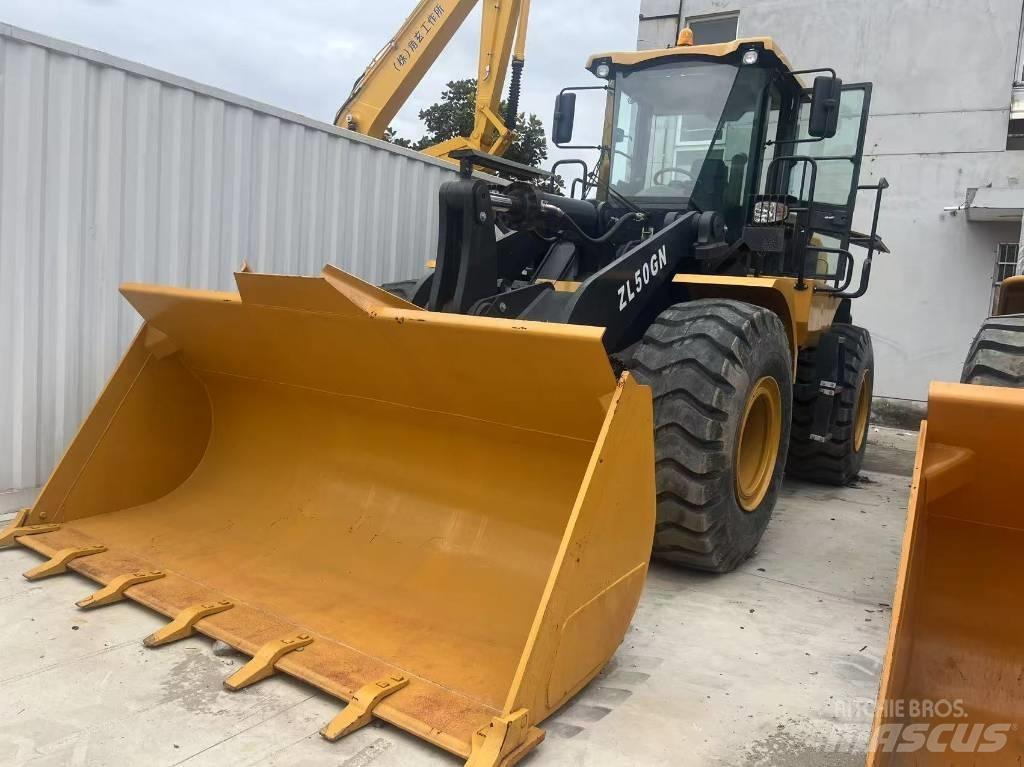 XCMG ZL 50 GN Kolesni nakladalci