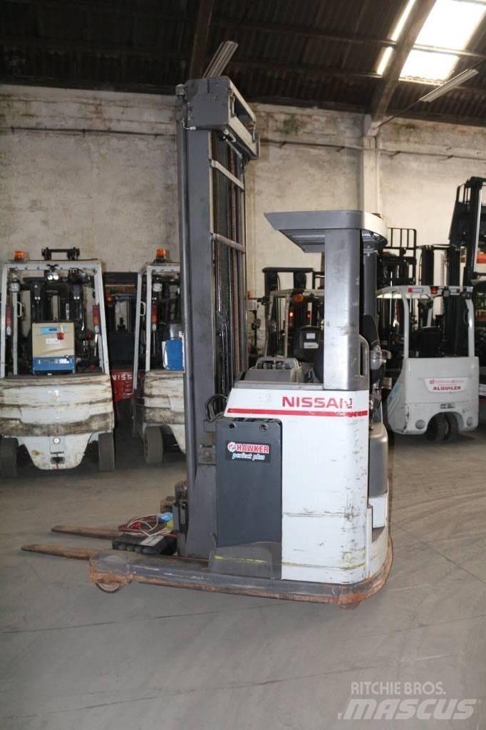 Nissan UNS 160 Viličarji s pomičnim teleskopom