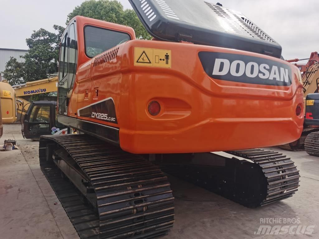 Doosan DX 225 LC-9C Bagri goseničarji