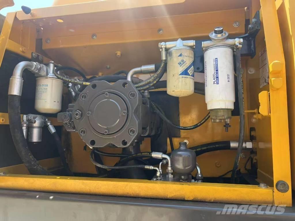 Volvo EC 380 Bagri goseničarji