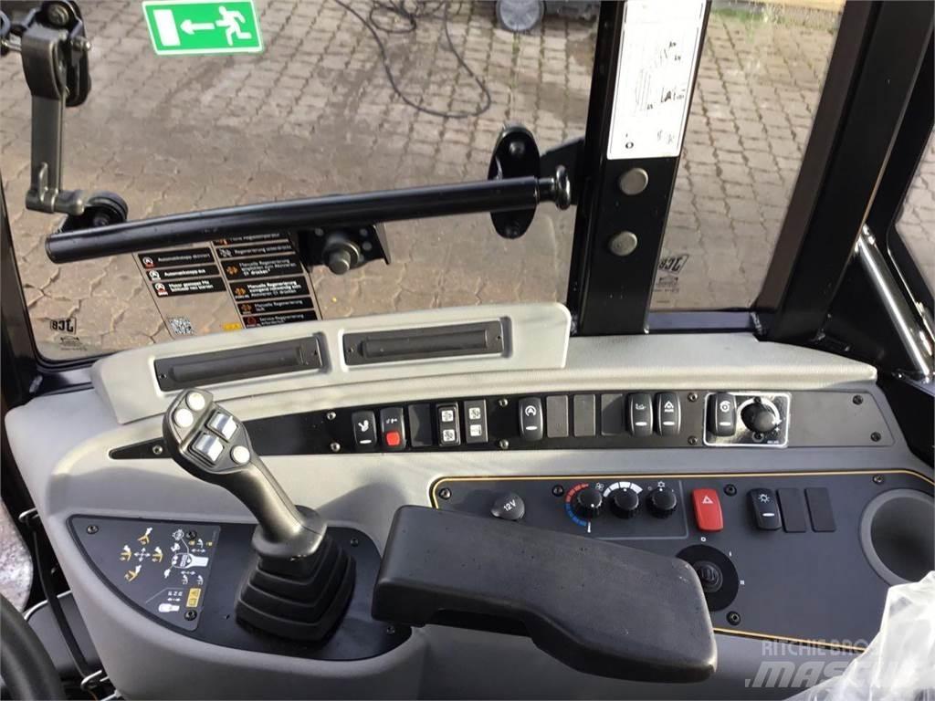 JCB TM 220 Agri Teleskopske dvižne ploščadi