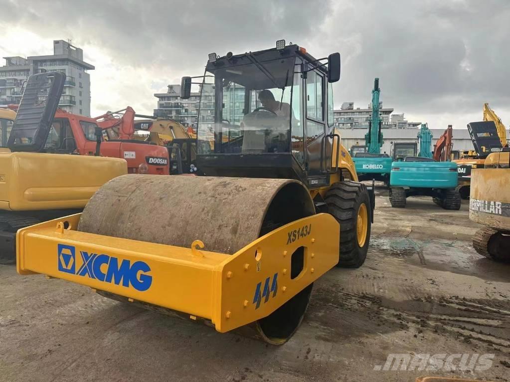 XCMG XS 143 J Enojni valjarji