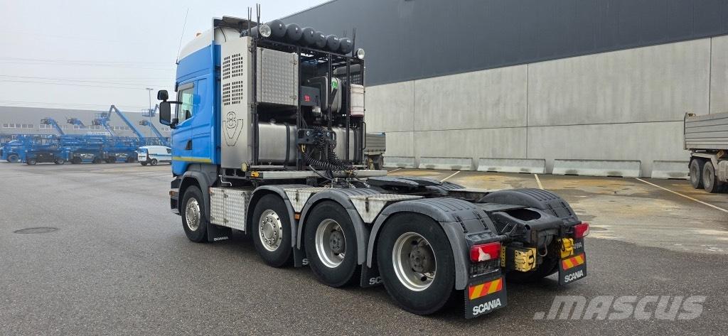 Scania R 580 LA 8x4 Vlačilci