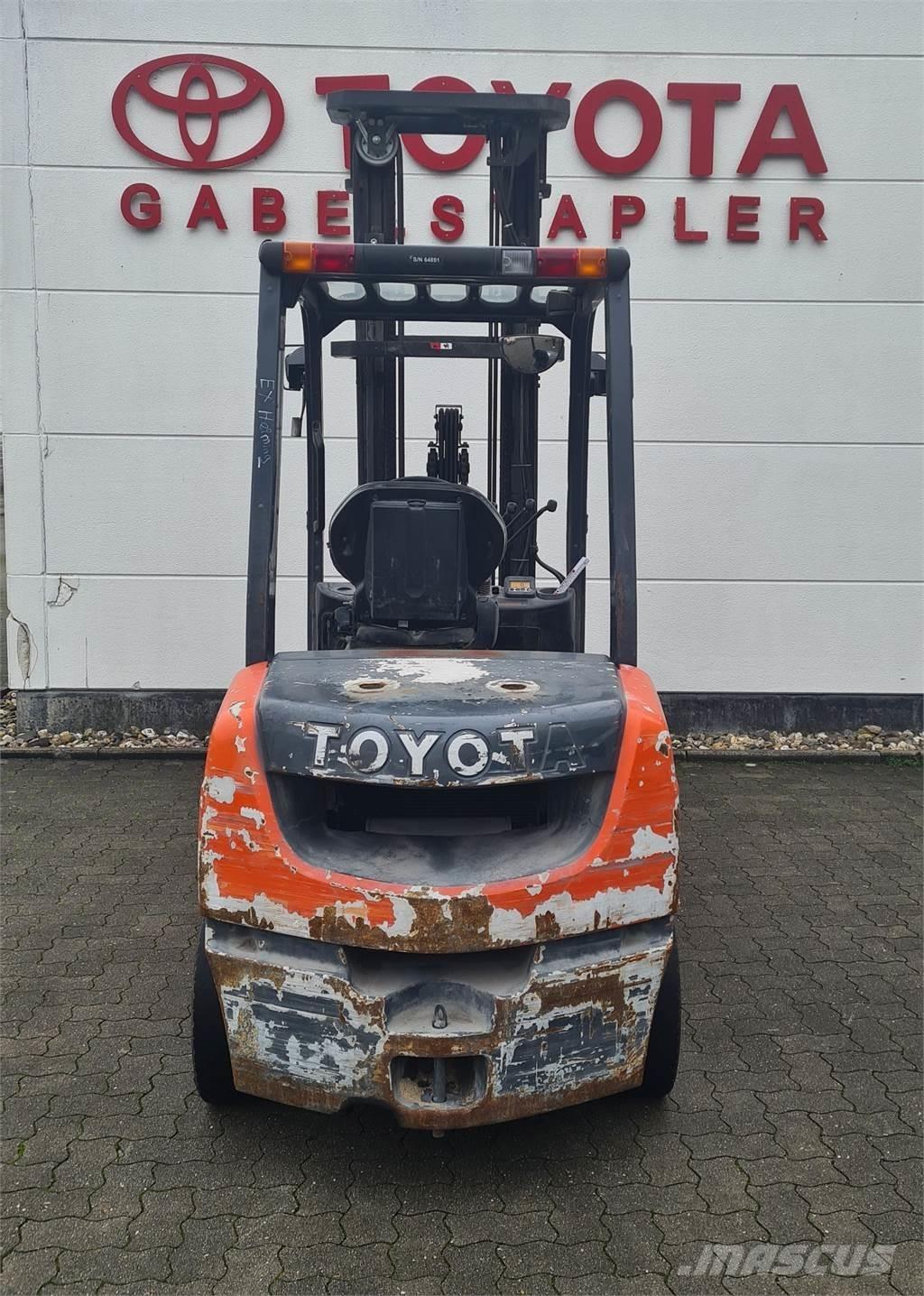 Toyota 02-8FDF30 Dizelski viličarji
