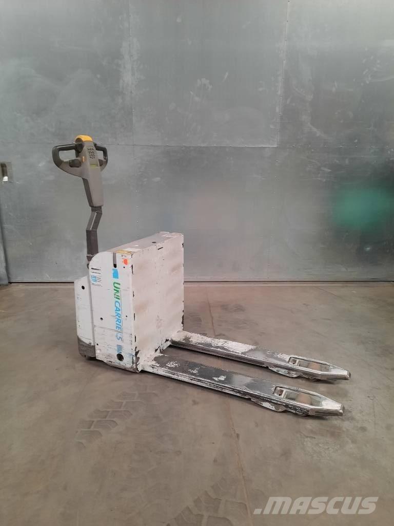 UniCarriers PLL180 Električni nizko dvižni viličar