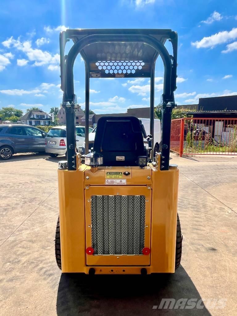 Knikmops KM 130 TELE Teleskopski kolesni nakladalci