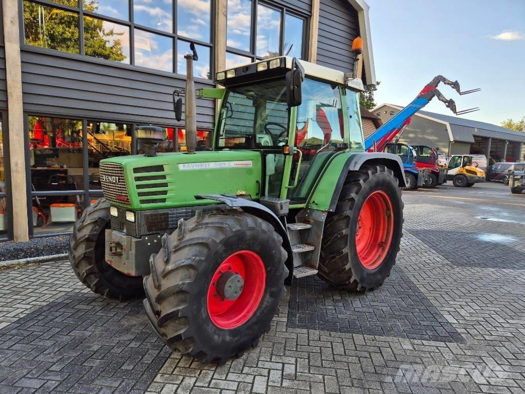 Fendt 509 C Traktorji