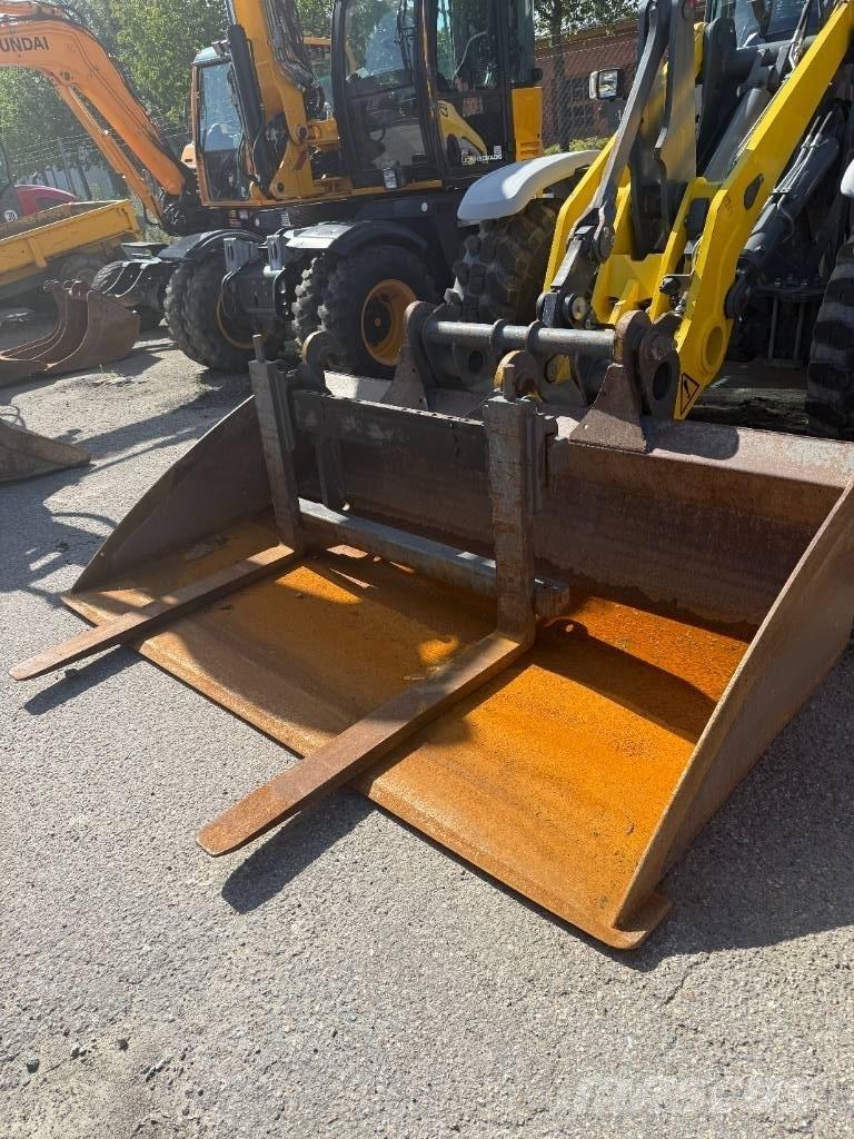 Kramer 8155 Kolesni nakladalci