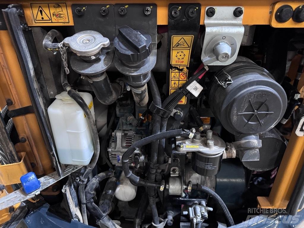 Hyundai R25Z-9 AK Mini bagri <7t
