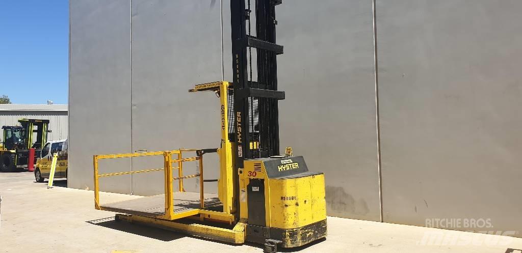 Hyster R30XMF2 Visokodvižni komisionirni viličar