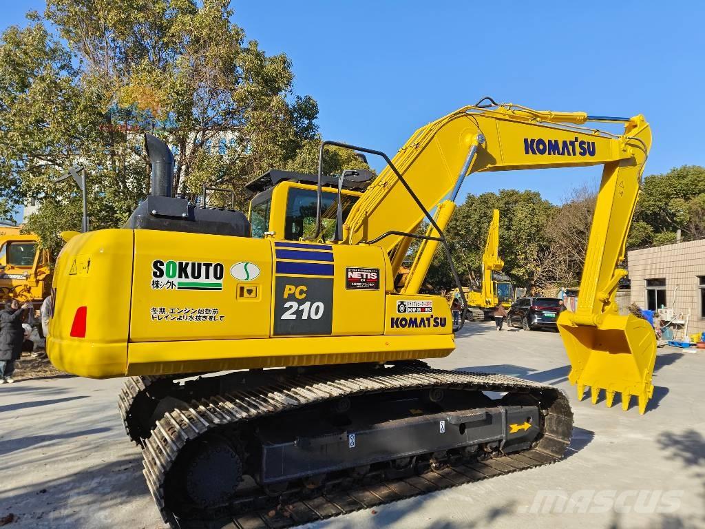 Komatsu PC 210-8 Bagri goseničarji