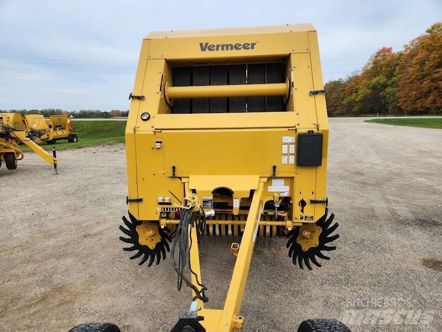 Vermeer 504N Balirke (okrogle bale)