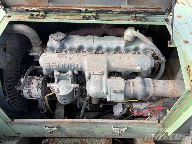 Hitachi KH125-3 Dvigala na gosenicah