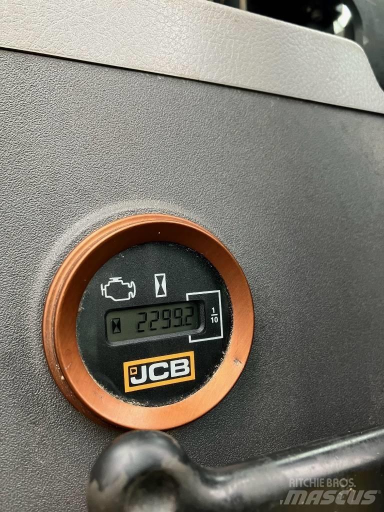 JCB 220X LC Bagri goseničarji