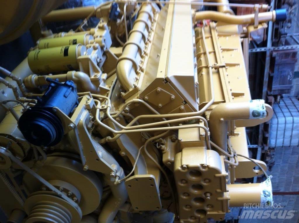 CAT 773 Motorji