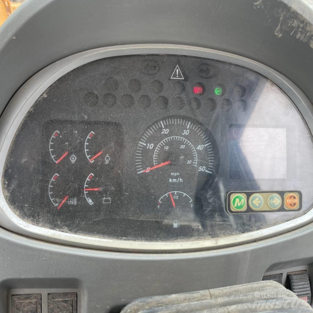 Hyundai HL 757-7 A Kolesni nakladalci