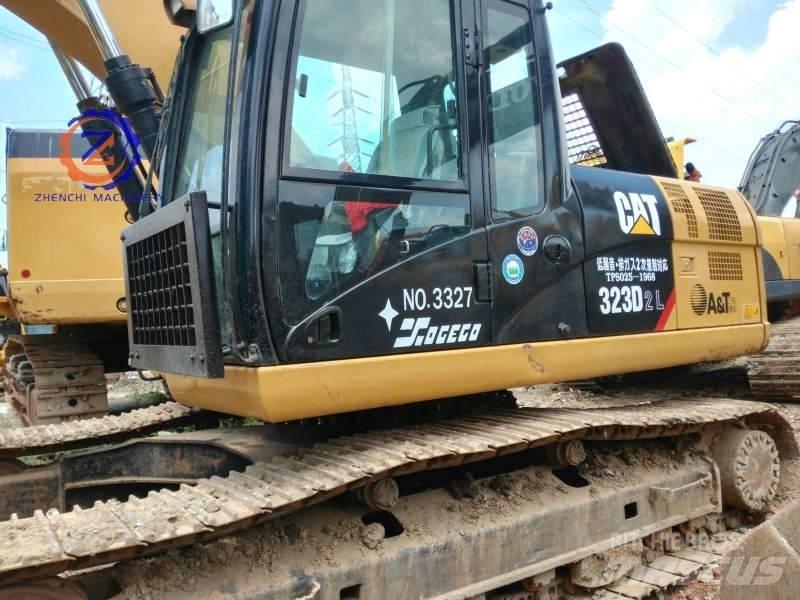 CAT 323 D L Bagri goseničarji